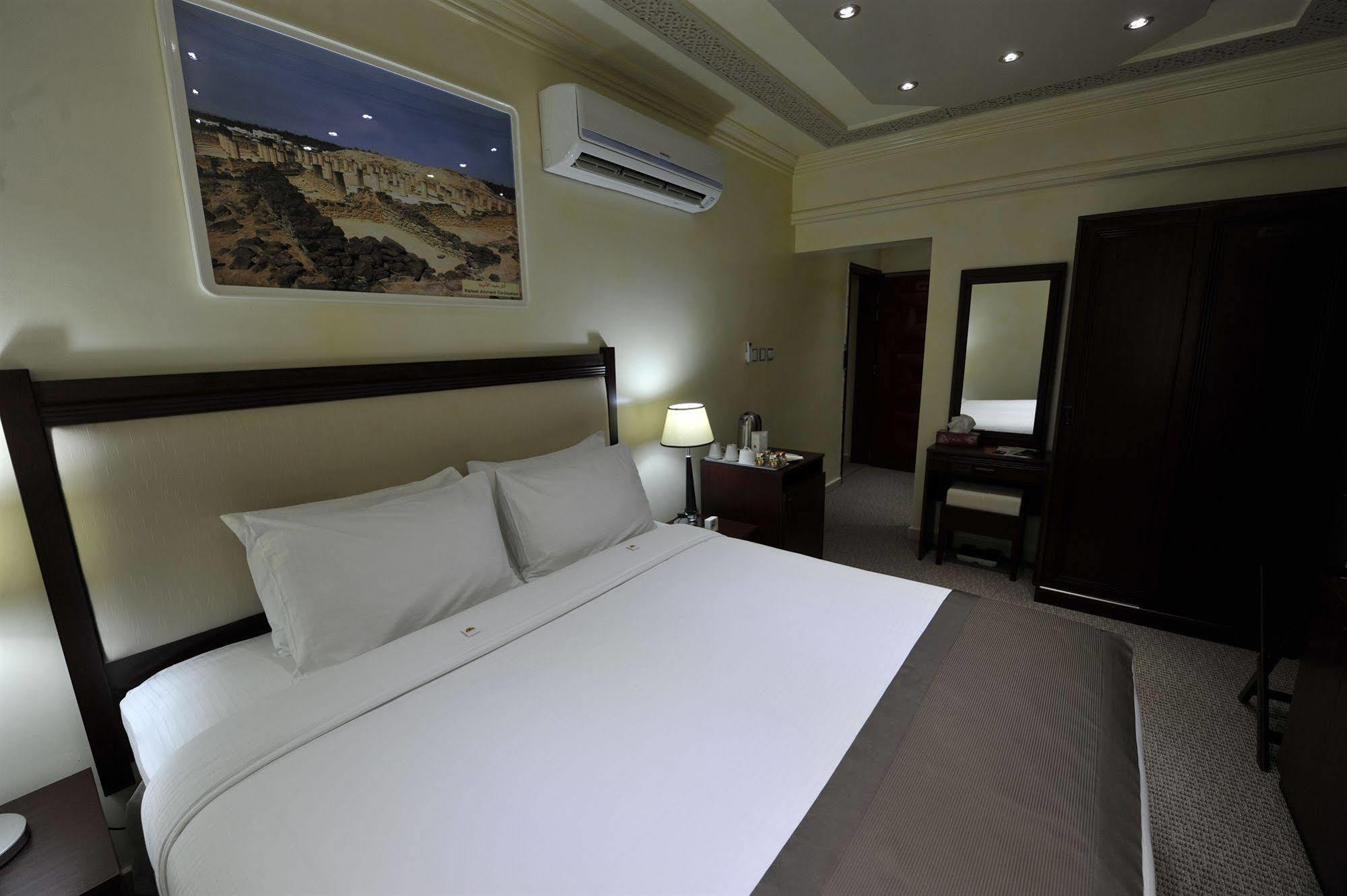 Oman Palm Hotel Suites Mascate Extérieur photo