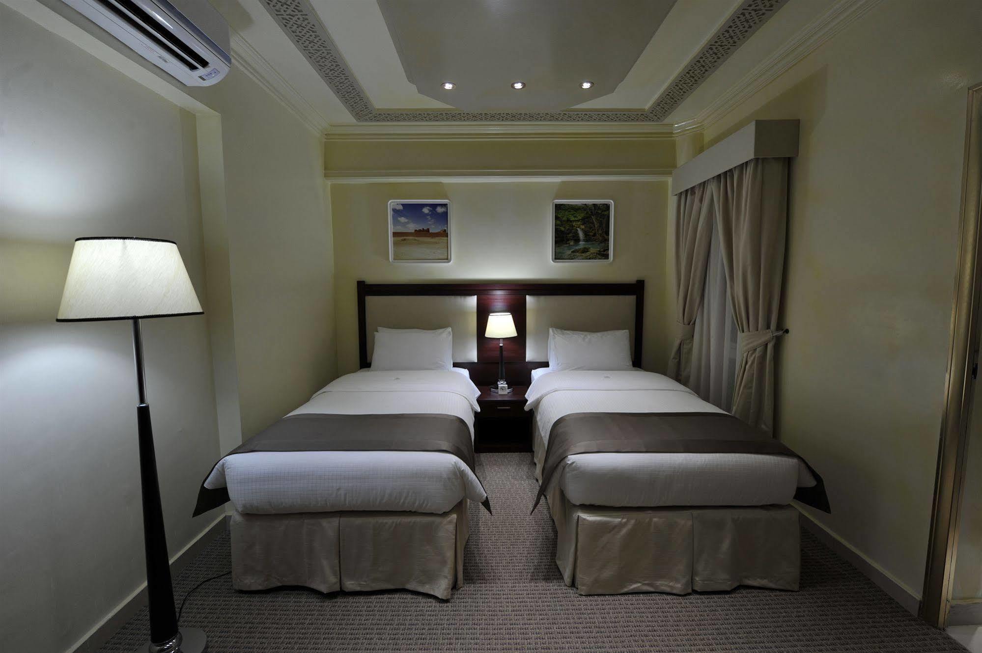 Oman Palm Hotel Suites Mascate Extérieur photo